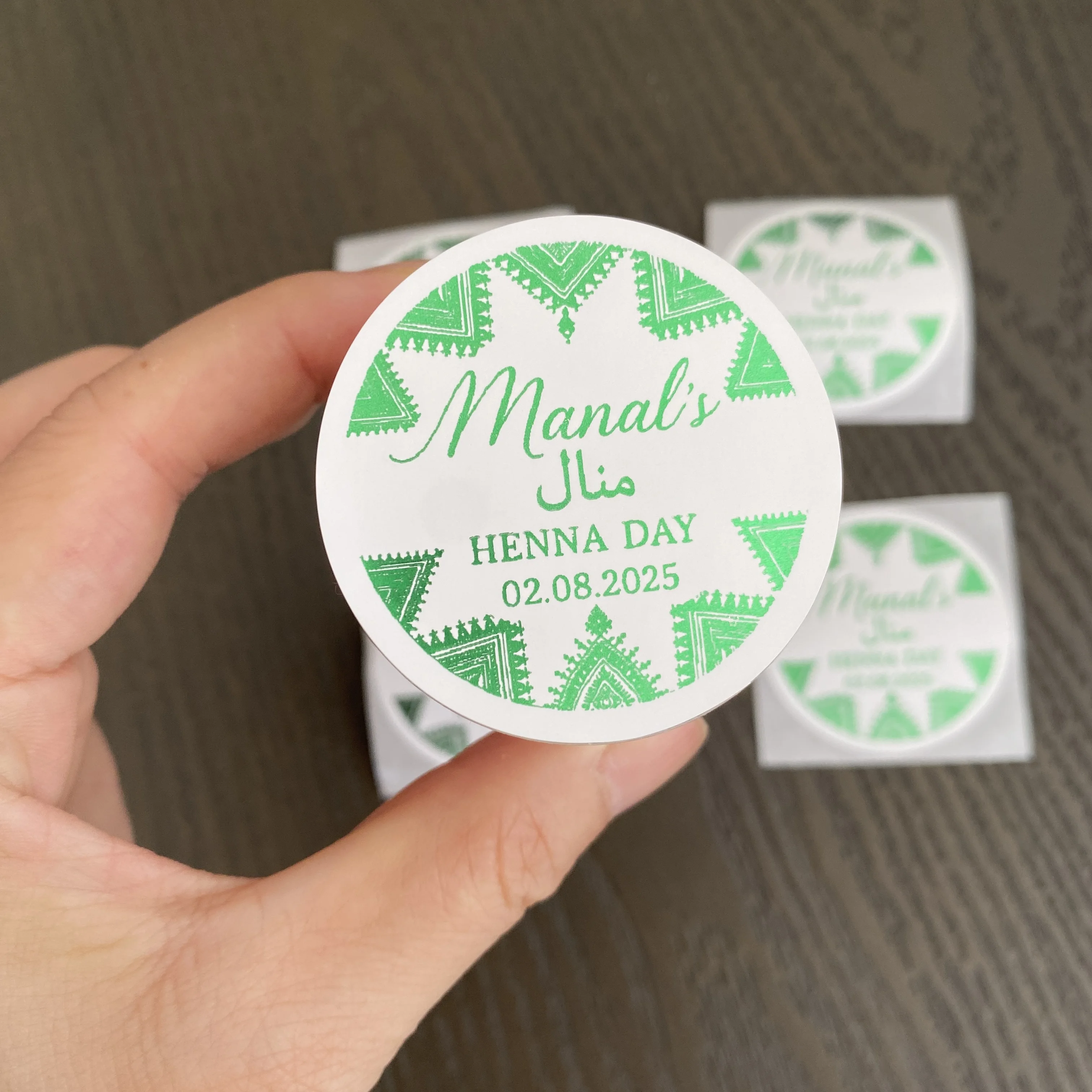 Grüne Mehndi-Dekorationen aus – Candle Warning Label Bewertung und Preis