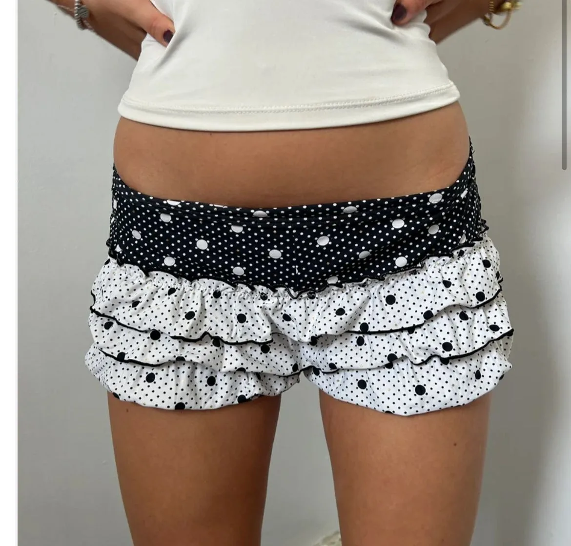 Women's Summer Slim Shorts Dot Print Low Waist Tiered Ruffled Bodycon Short Pants