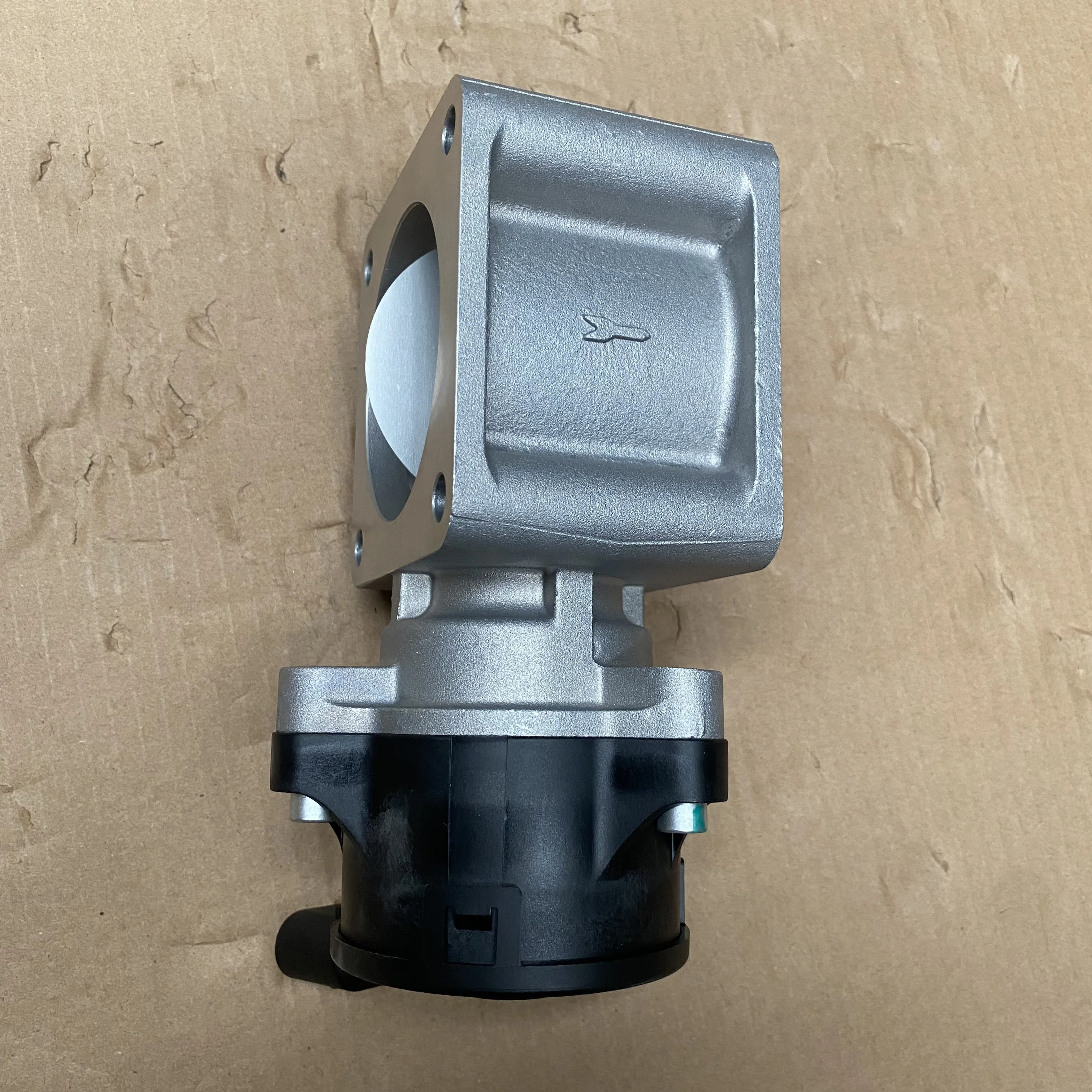 

Hot Sale High Quality Dongfeng Longqing 350 Engine Throttle 1148010-E4600
