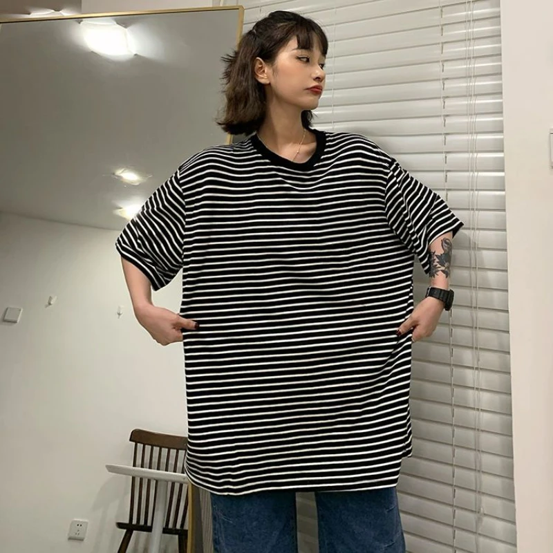 

New Striped Plus Size Loose Youth Street Casual Tops Summer Short Sleeve O-neck Vintage T Shirts Trend Fashion Women Clothing