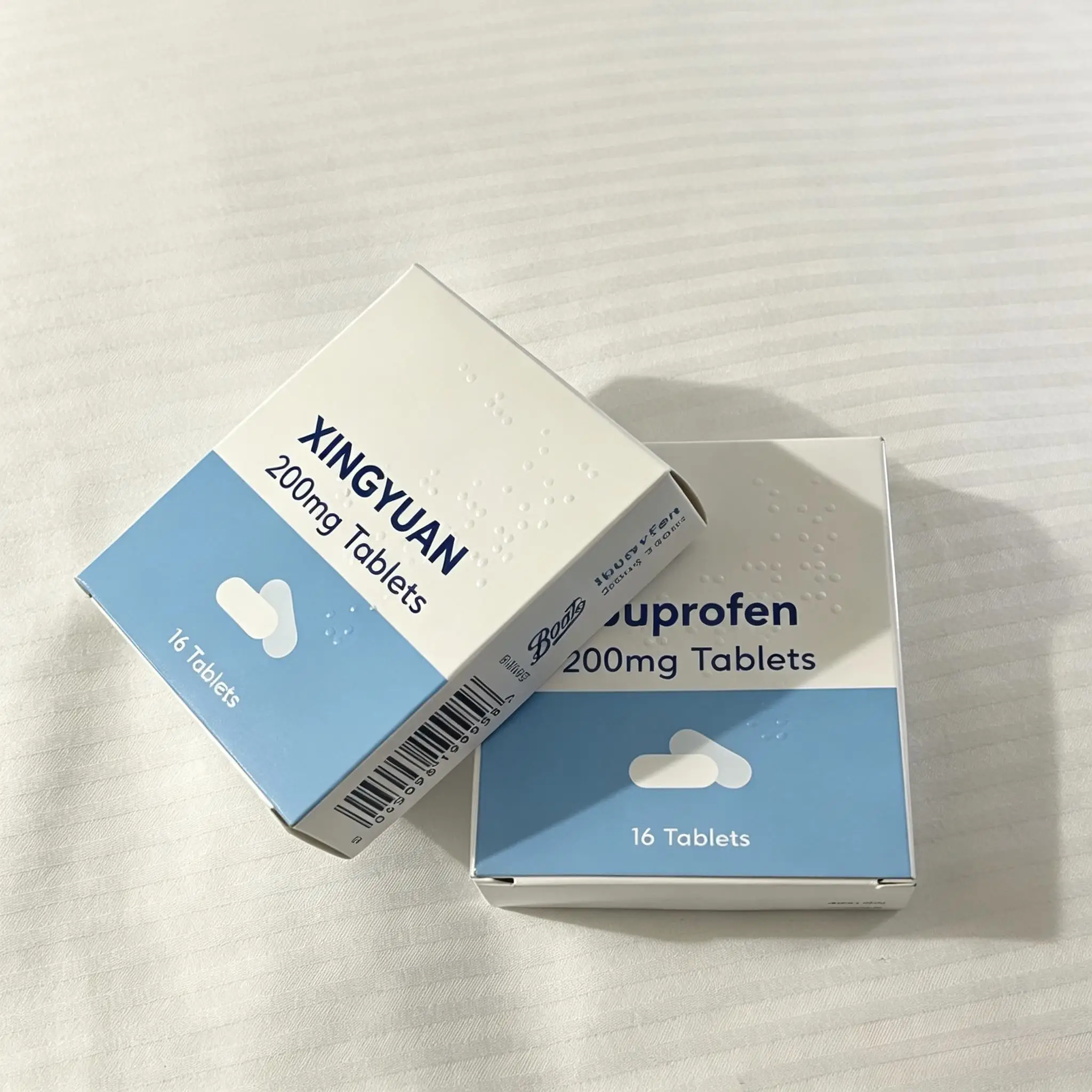 Wholesale White Cardboard Gift Box 100pcs, Custom Logo Gold Foil Stamping Spot UV for Jewelry Cosmetics