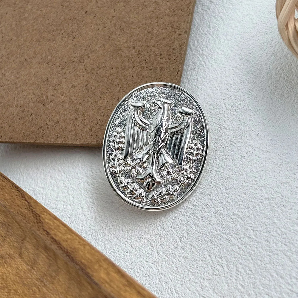 

Винтажная брошь-медаль «Немецкий орел» времен Первой и Второй мировых войн, военный отличительный знак