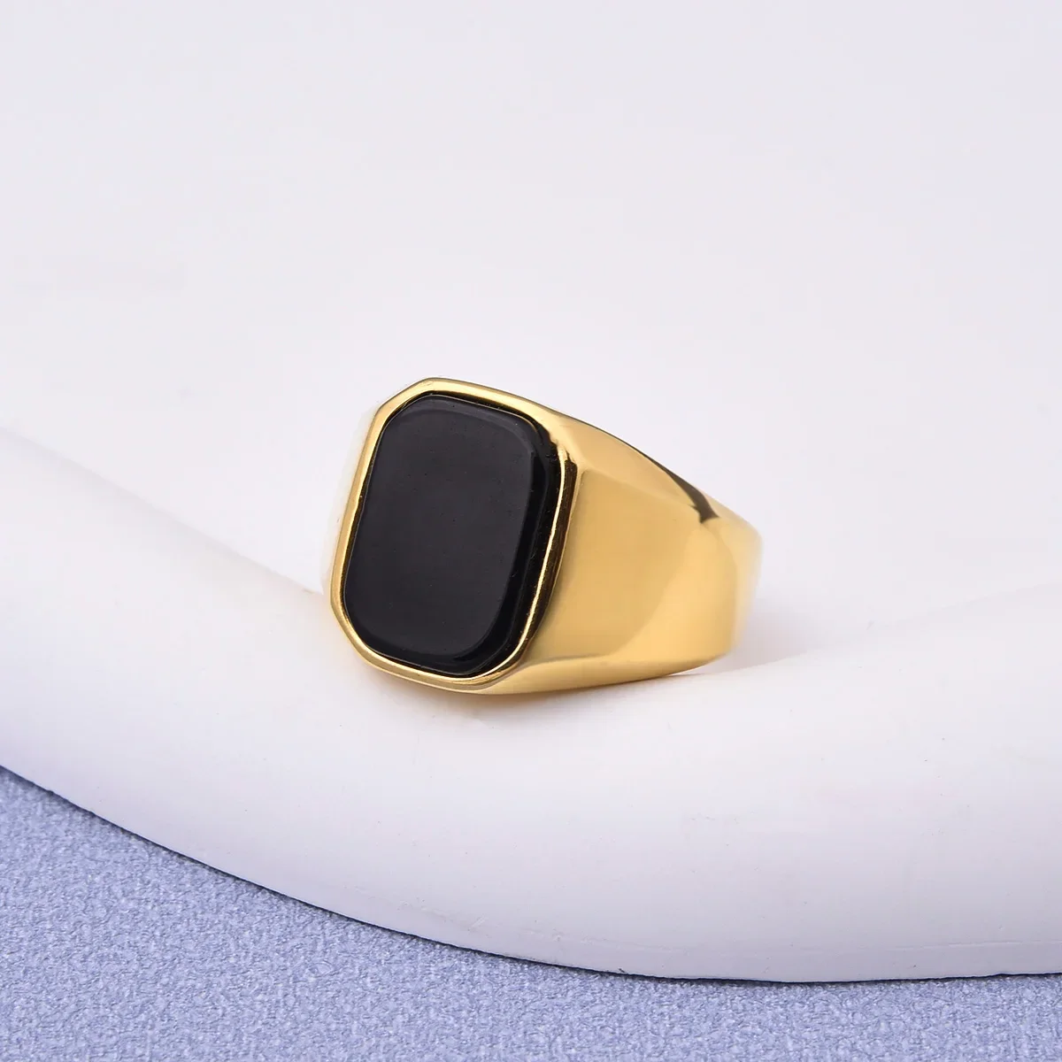 ZY Men's/Women 316LStainless Steel  Onyx Gilded Gem Style Rings Classic Fashion Trend Jewelry Eco-Friendly Material