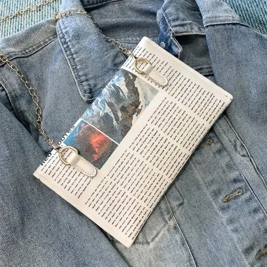 Creative Fashionable Korean Version Versatile Diagonal Cross Bag for Women Retro Style Chain Bags Girl Temperament Package Gift