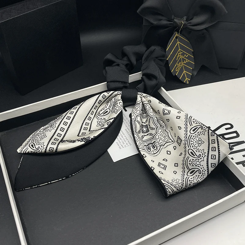 High End Satin Bow, Ribbon, Large Intestine Headband, Feminine Temperament, Headband Tie at the Back of the Head, Hair Tie