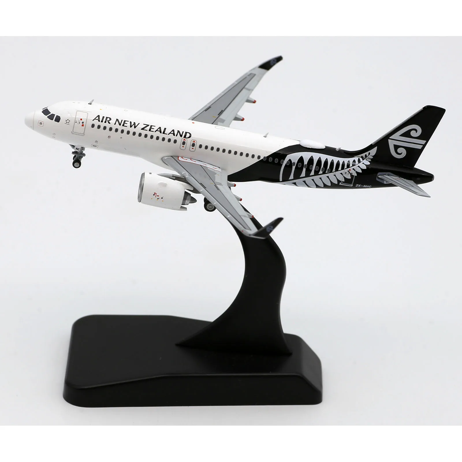 XX4210 Alloy Collectible Plane Gift JC Wings 1:400 AIR NEW ZEALAND 