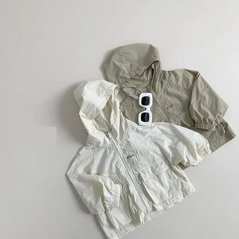 

2025 Summer New Children Sunscreen Clothing Baby Boy Girl Long Sleeve Hooded Coat Toddler Casual Tops Kids Loose Zipper Jacket