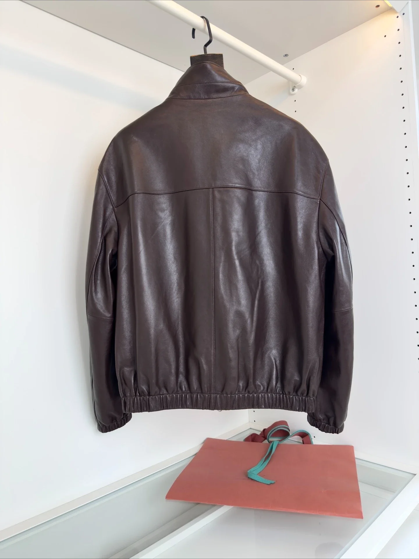 سترة LP كلاسيكية من جلد الغنم برقبة 25aw