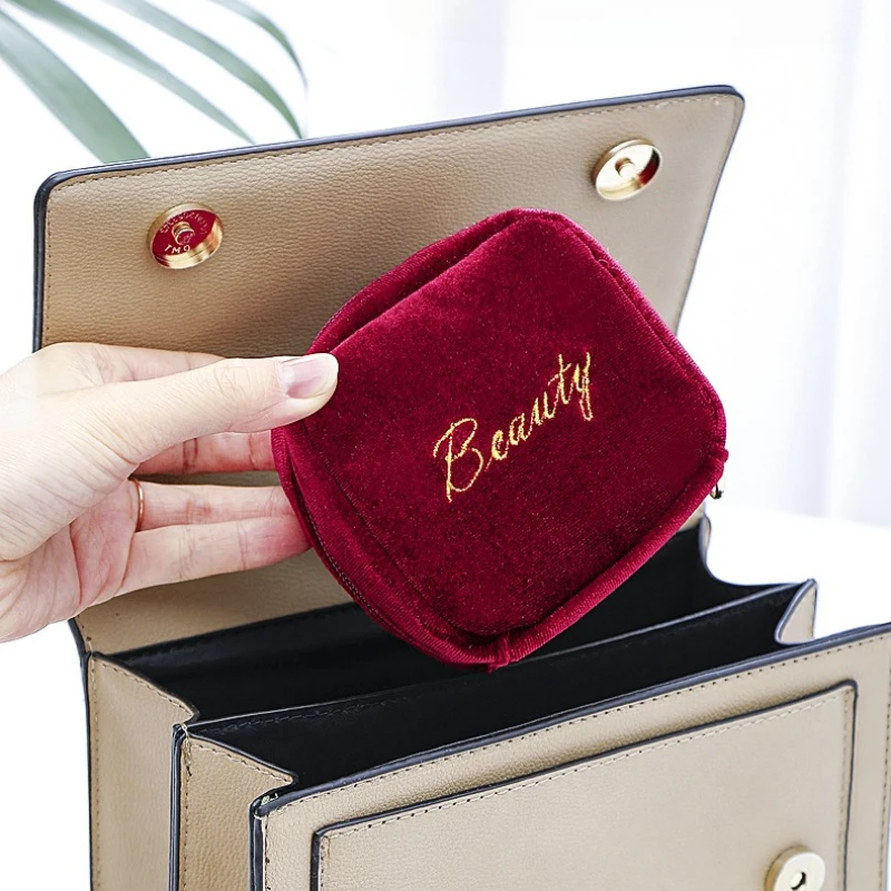 1Pc Small Cosmetic Bags For Women, Perfect For Travel, Featuring A Zipper For Earphones, Sanitary Napkins, And Lipstick Storage. - view 5