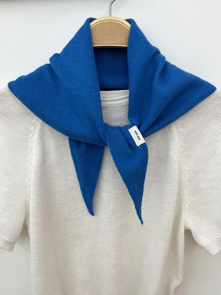 

Новый высококачественный вязаный треугольный шарф из чистой шерсти, осень-зима, женский многофункциональный маленький шарф, теплая шаль на шею, шерстяной шарф