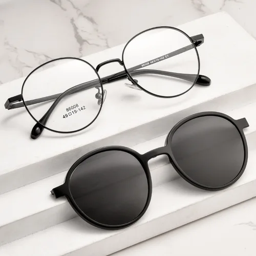 Gafas de sol polarizadas con Clip para mujer, gafas ópticas redondas de aleación de titanio a la moda, gafas de sol para mujer