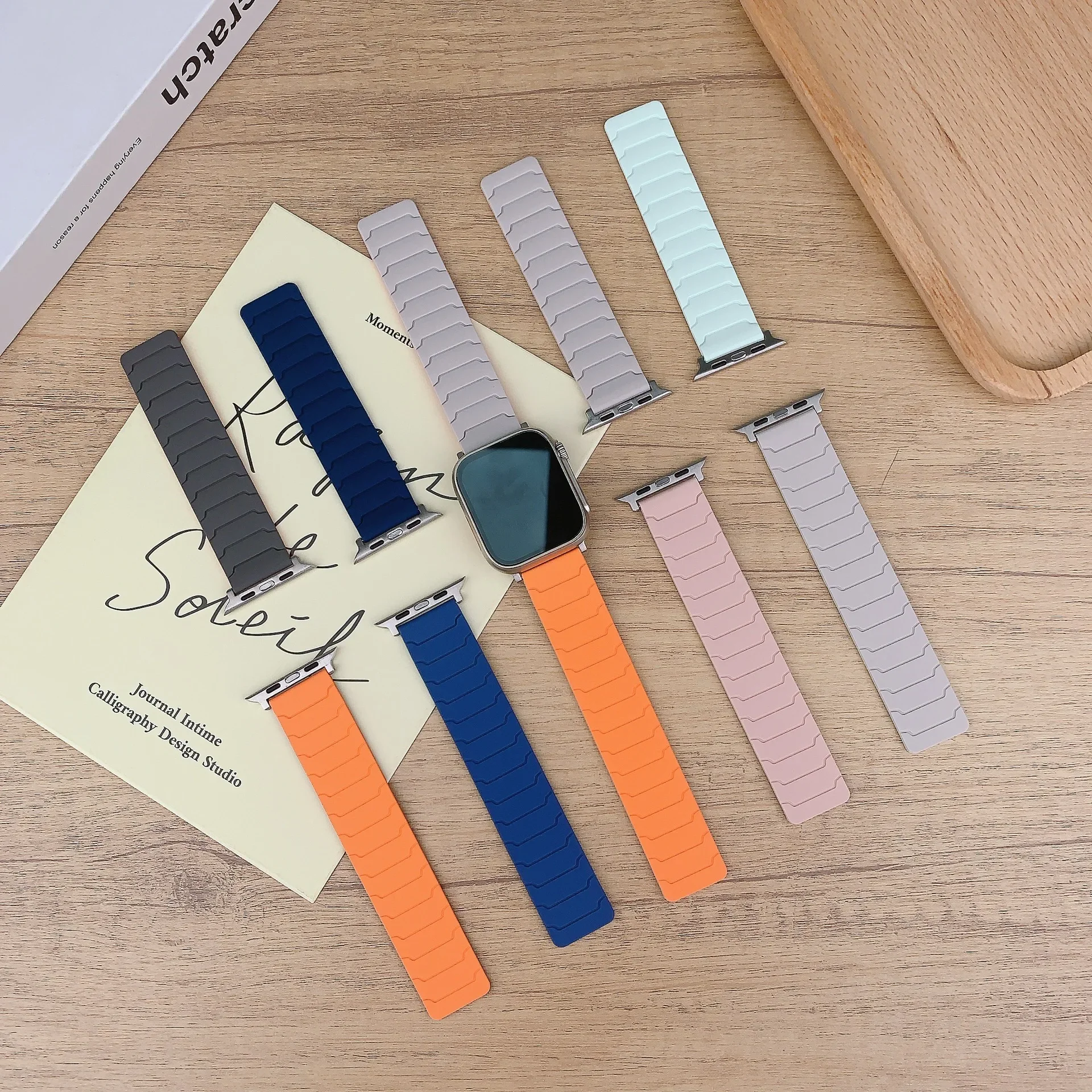 Suitable for Apple Watch Strap Apple iWatch9/S10/Ultra Watch Silicone Double sided Magnetic Apple Watch Strap