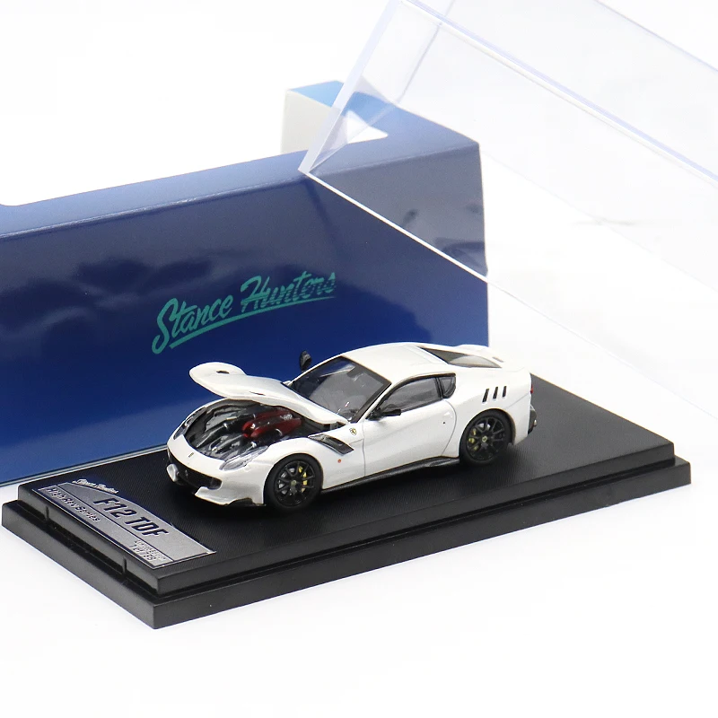 Sh 1/64 escala ferrari prancing cavalo f12 tdf v12 motor versão que pode ser aberta modelo de carro simulado diecast carros vermelhos modelo menino presente