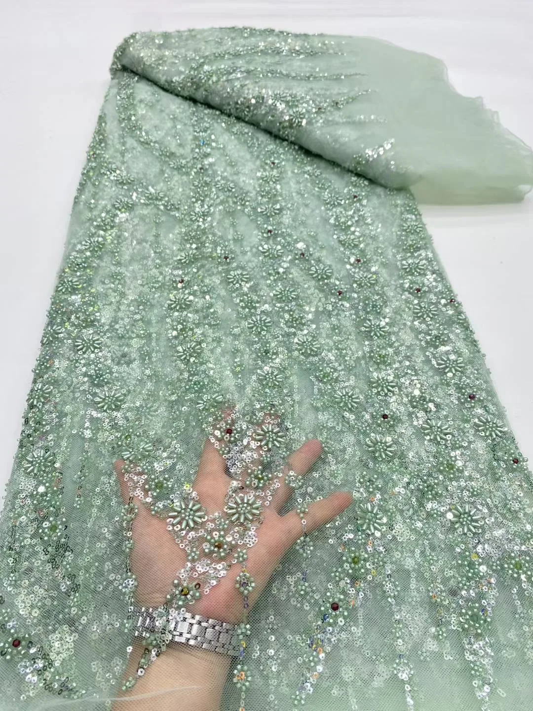 

2025 новейшее высококачественное африканское нигерийское платье с тюлем, кружевная ткань, гипюровое платье с вышивкой, блестки, 5 ярдов DP0423