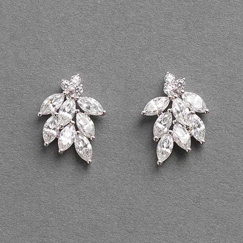 Huitan Delicate Leaf Shaped Cubic Zirconia Stud Earrings for Women Silver Color Aesthetic Bridal Wedding Earrings Trendy Jewelry