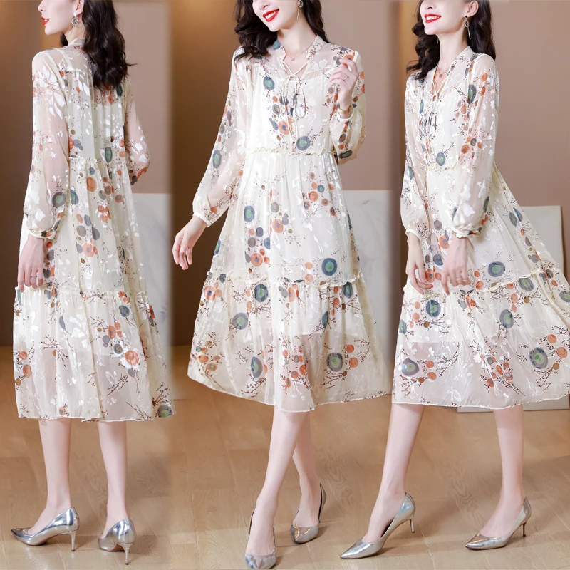 2023 Autumn New Silk Long sleeved Women's Chiffon Dress French Vintage Loose Size Fragmented Flower Dress Two Piece Set