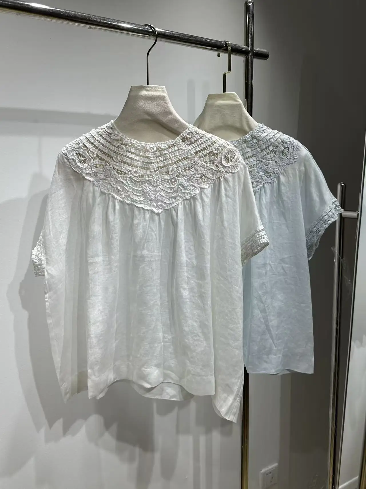 

Women Blue or White Blouse Top Embroidery Hollow Out O-Neck Short Sleeve Fashion Linen Shirt