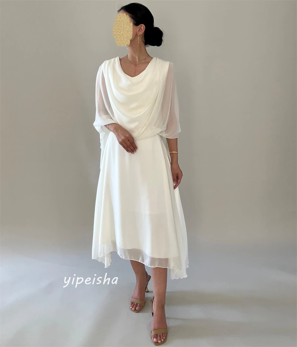 Jiayigong-Joelho Comprimento Satin Vestido, Draped Plissado, Celebridade A-Line, O-Neck, Bespoke Ocasião