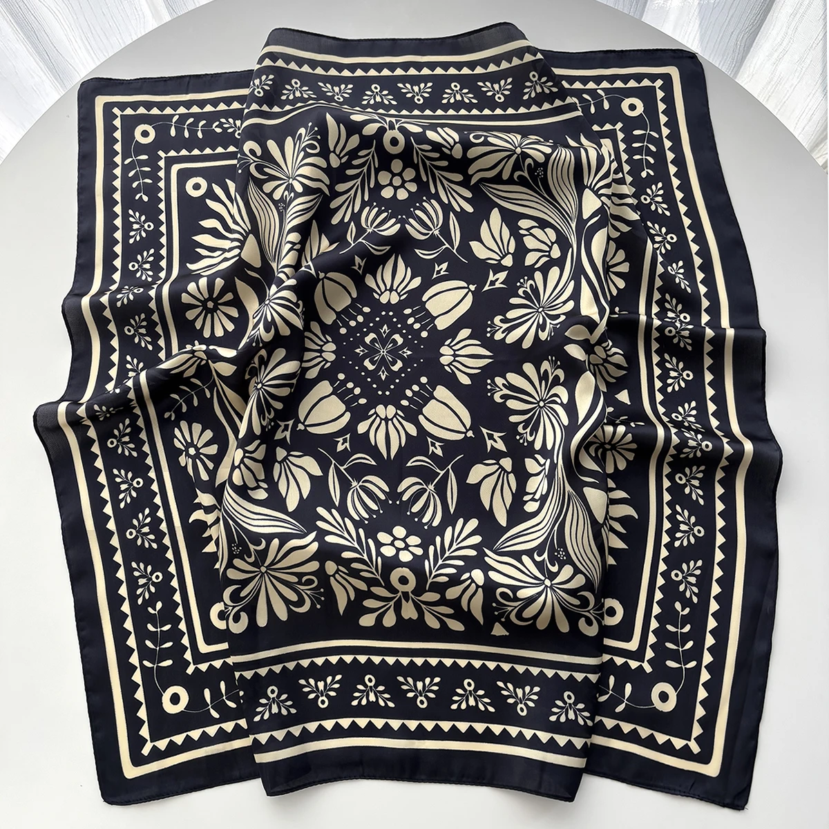 Damen Schal Seidenimitat Satin Schals Retro Paisley Halstuch Foulard Quadratische Haarbänder Damenschals Tücher Wickel – Detail 2