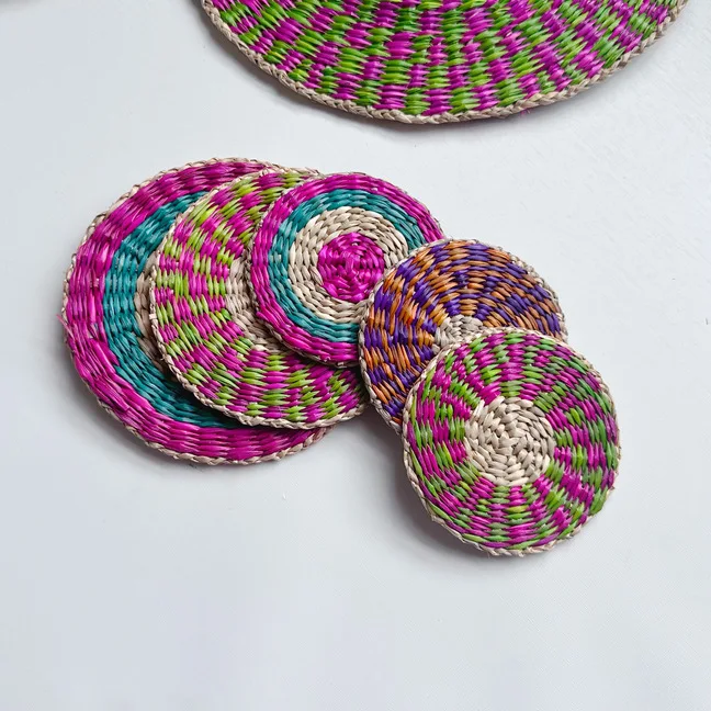Hand-woven Seaweed Placemats, Heat-insulating And Anti-scald Table Mats, Coasters, And Multi-color Contrasting Grass Woven Mats