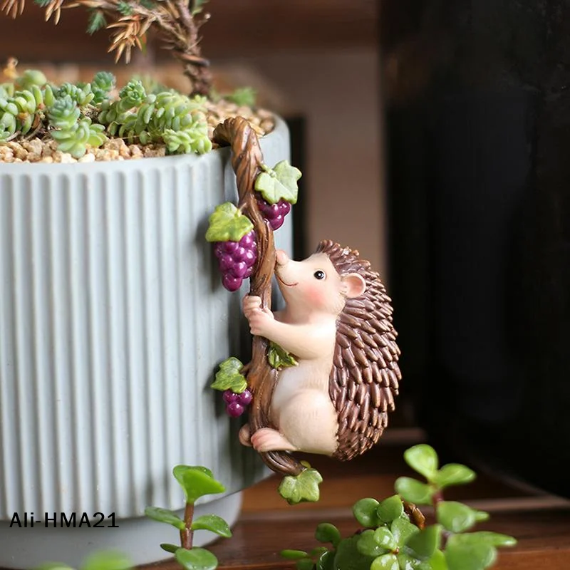 【H】Cute Climbing Hedgehog Figurine Flower Pot Hugger, Resin Hanging Hedgehog Statue Outdoor Decor Fence Ornaments For Patio Lawn