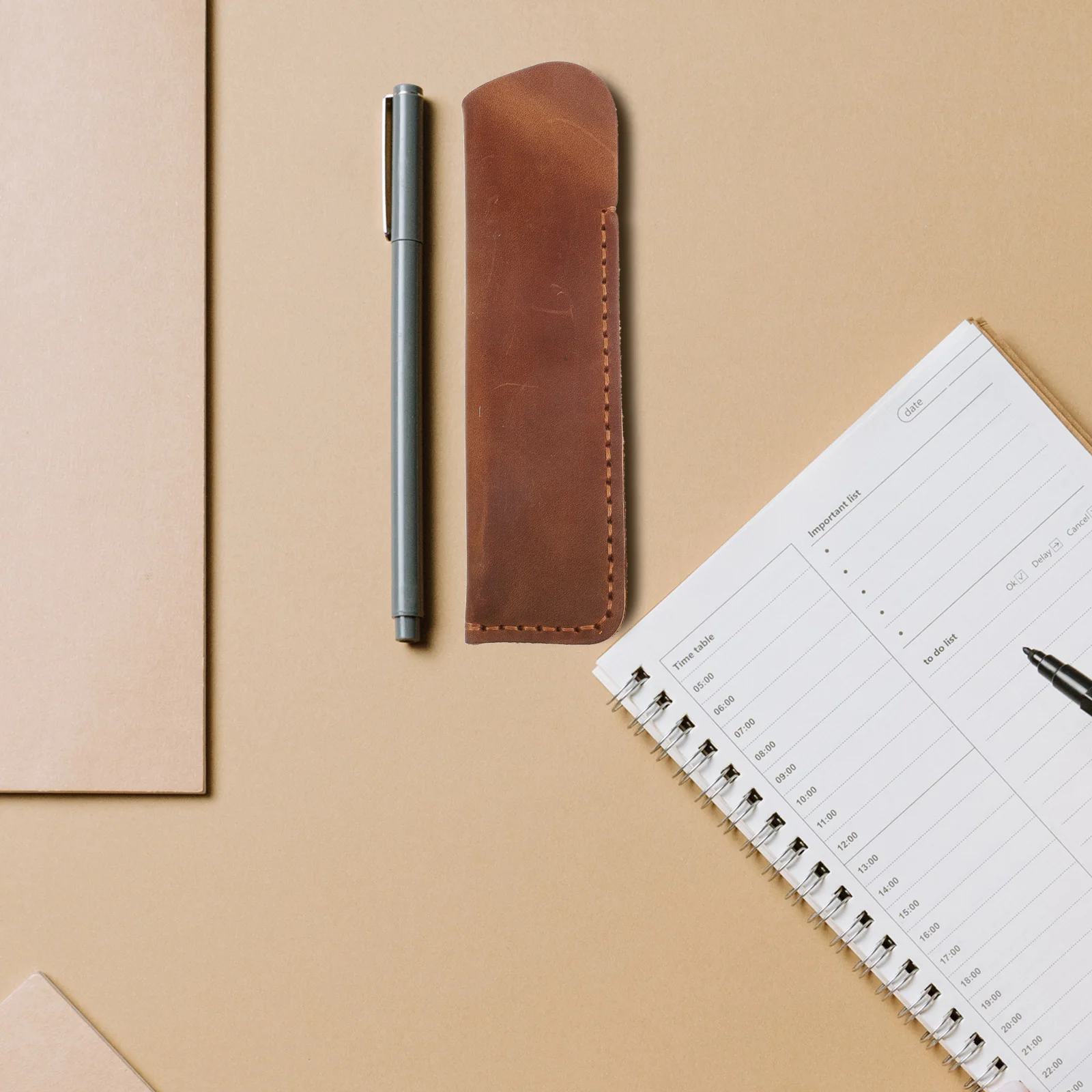 

Ручка из воловьей кожи, защитный рукав, держатель ручной работы, офисные школьные принадлежности, подарок, чехол для ручек ручной работы, идея, органайзер для стола