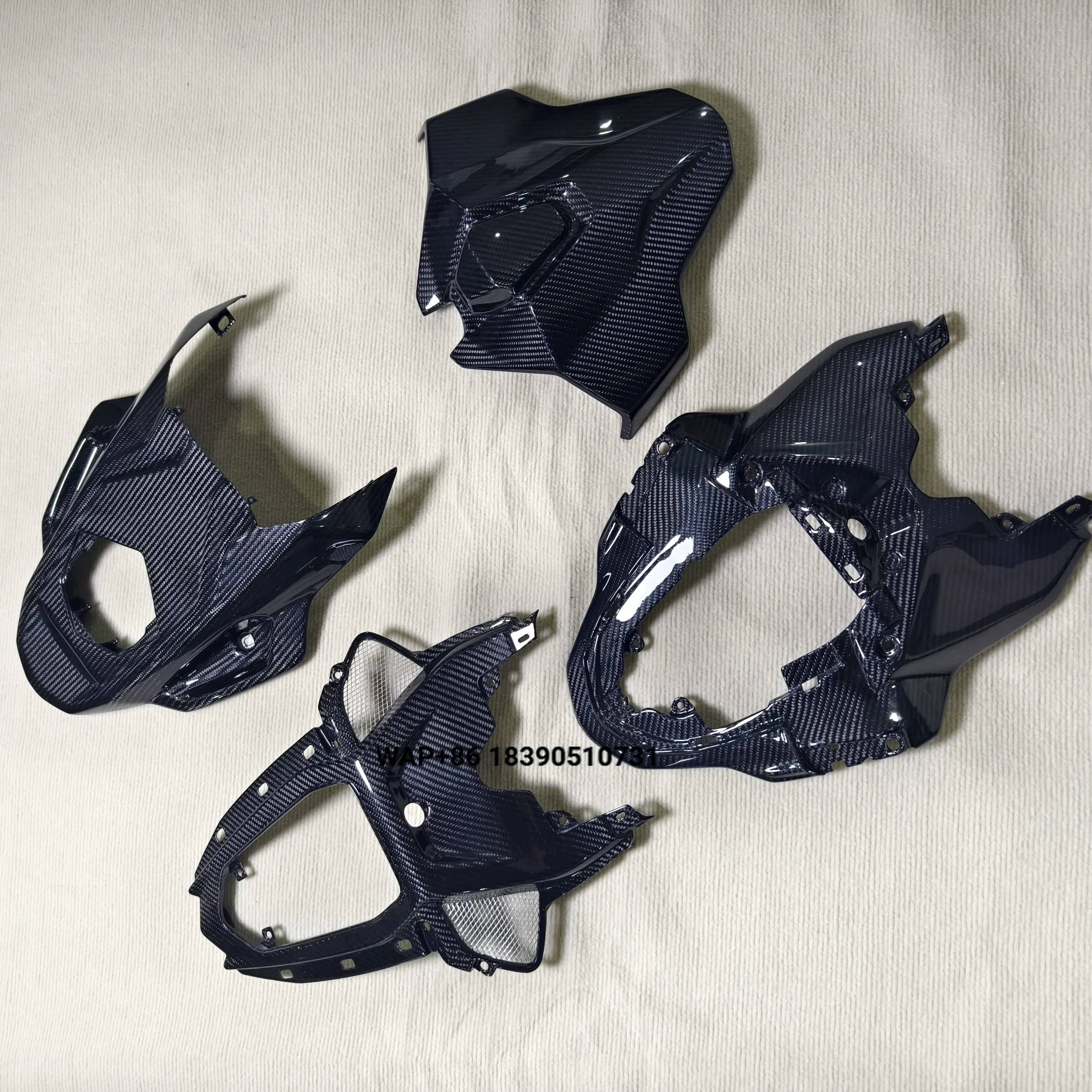 

OEM 3K Dry Carbon Fiber Rear Hump + Upper, Middle and Lower Rear Plates for Carbon Fiber Motorcycle Fairing