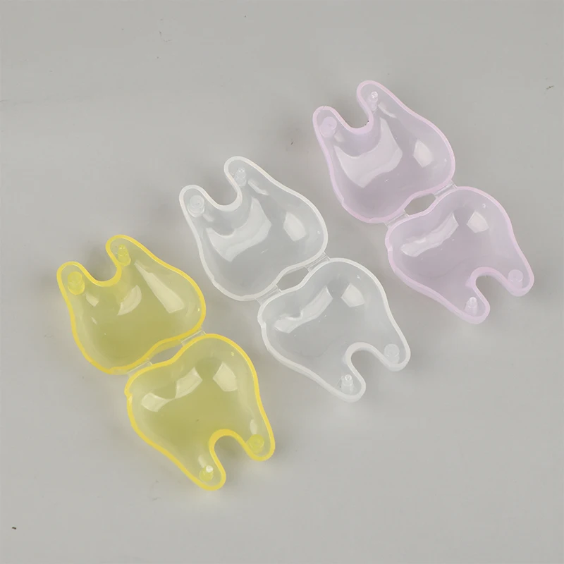 Teeth Style Portable Toothbrush Head Cover Clips Plastic Dustproof Germproof Protector Caps Travel Camping Bathroom Accessor