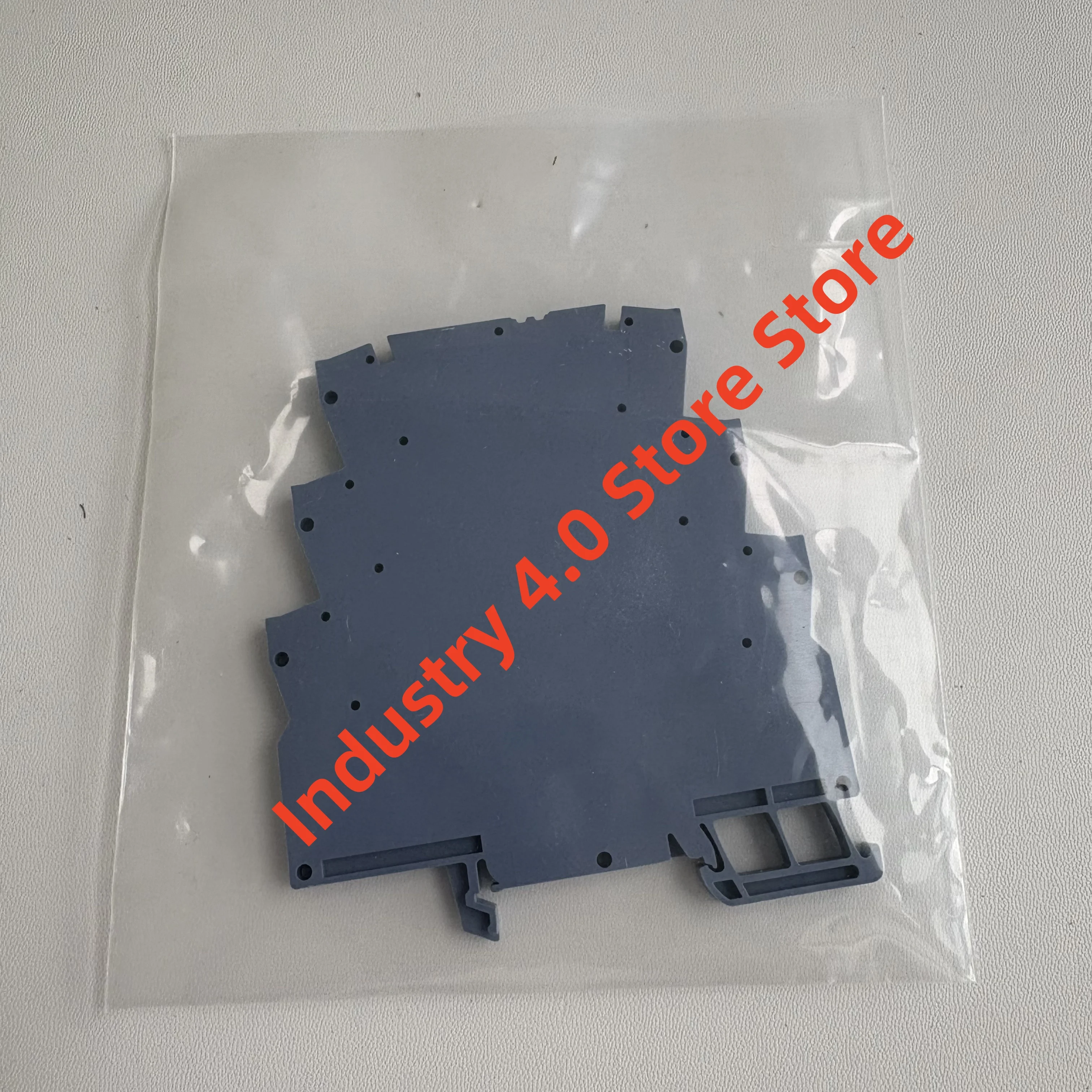 New in box  B10000F0 Isolation Amplifier