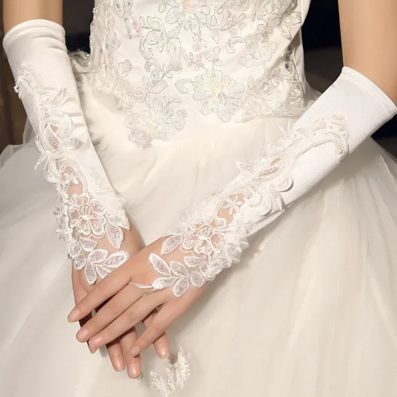 

Elegant Beaded Lace Sleeves Satin Short Bridal Gloves Fingerless Wedding Gloves White Ivory Wedding Accessories Breathable