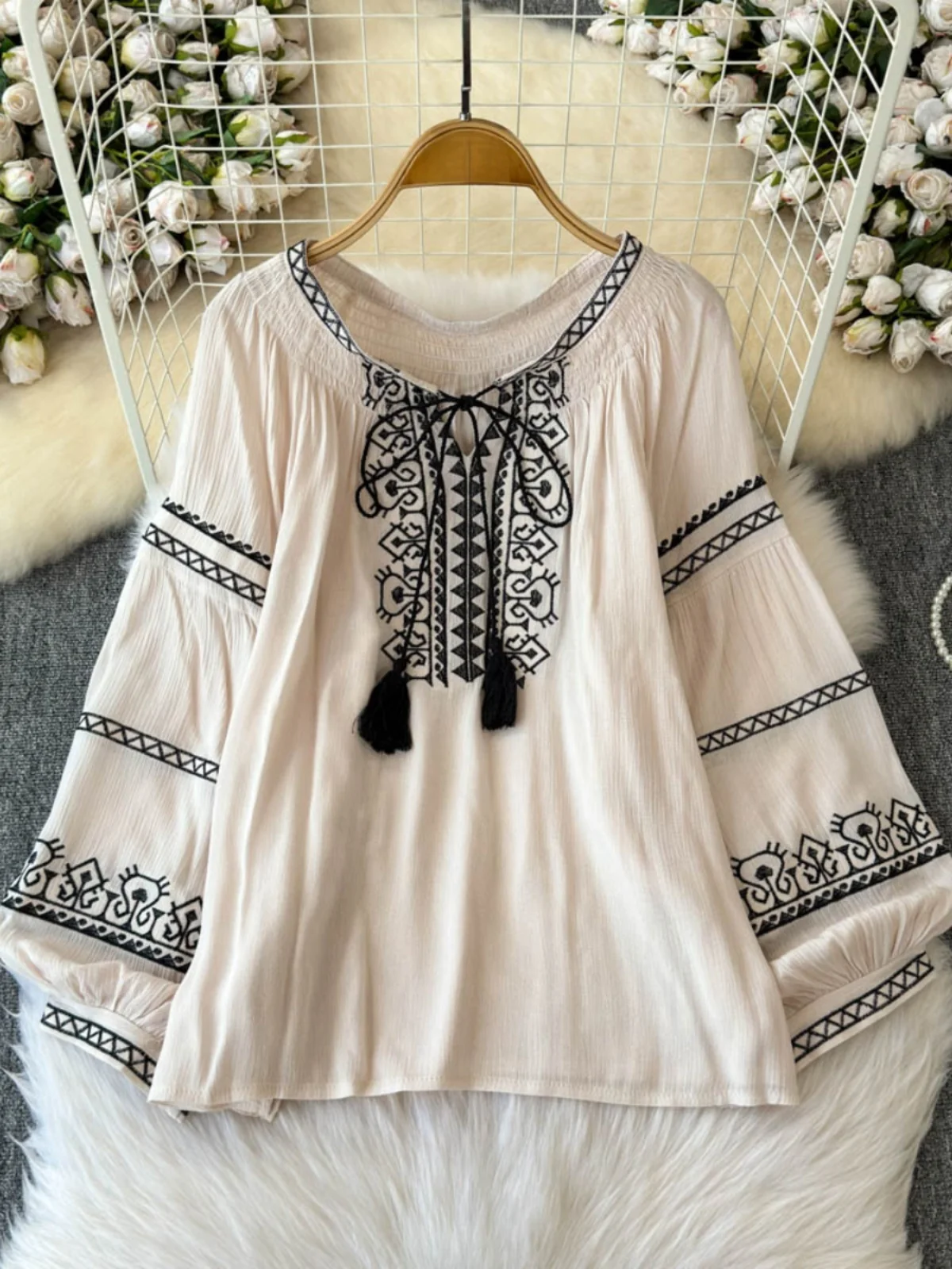 

Retro Ethnic Embroidered Belted Long Sve irt Winter plus Size Loose Anti-aging Doll Top Slimming Upper Body Korean Sle...