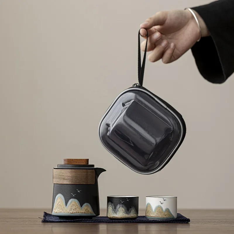 Forbidden City Cultural and Creative Yuanshan Quick Cup One Pot Two Cup Travel Tea Set Portable Business Souvenirtea Sets Comple