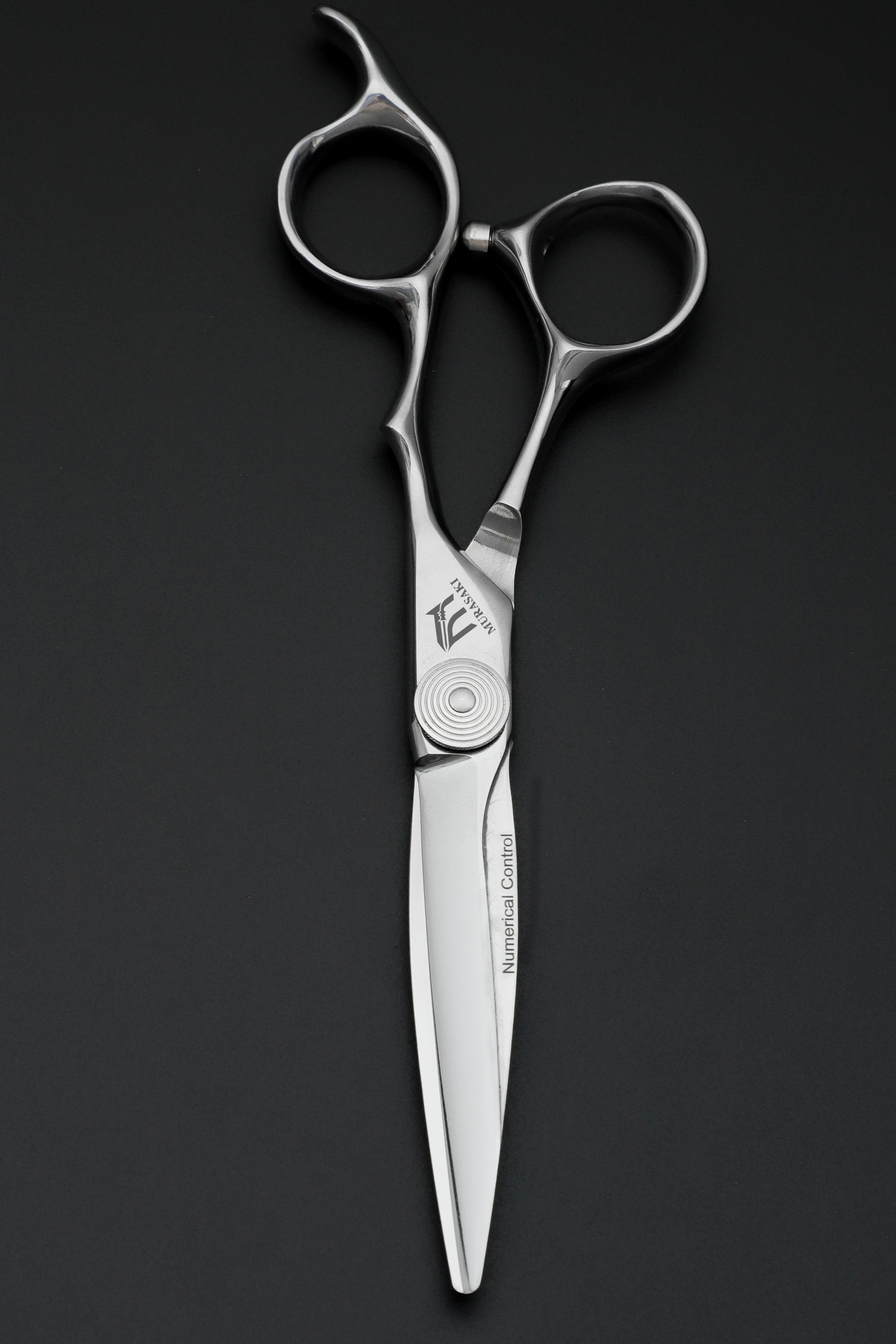 Professionelle CNC-Friseurscheren, erstklassiges Friseurzubehör, 6,1 und 6,8 Zoll VG10-Stahl, hochwertige Haarschneidewerkzeuge – Detail 11