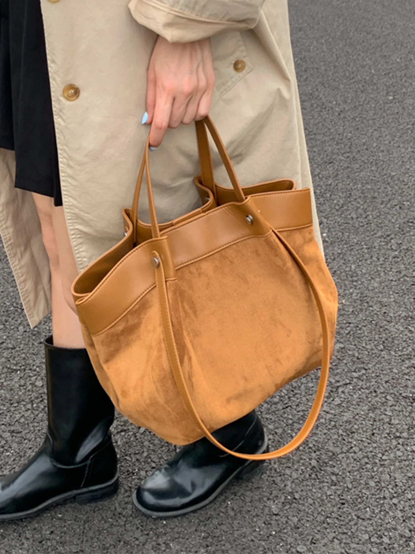 متجمد فو الجلد المدبوغ سعة كبيرة حمل حقيبة مطوي عادية الربط حقيبة كتف للمرأة شتاء جديد ركاب البني المحفظة