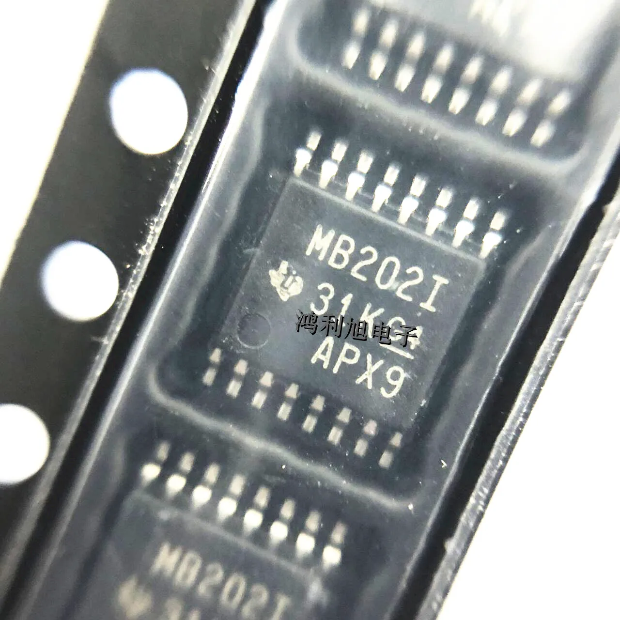 10 sztuk/partia MAX202IPWR OZNACZENIE: MB202I podwójny nadajnik/odbiornik RS-232 16-Pin TSSOP T/R