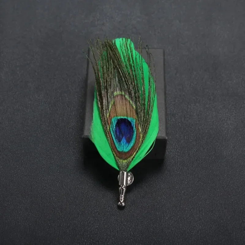 Korean High-end Classic Peacock Feather Brooch Scarf Buckle Lapel Pins & Brooches Jewelry Bridge Suit Wedding Men Accessories