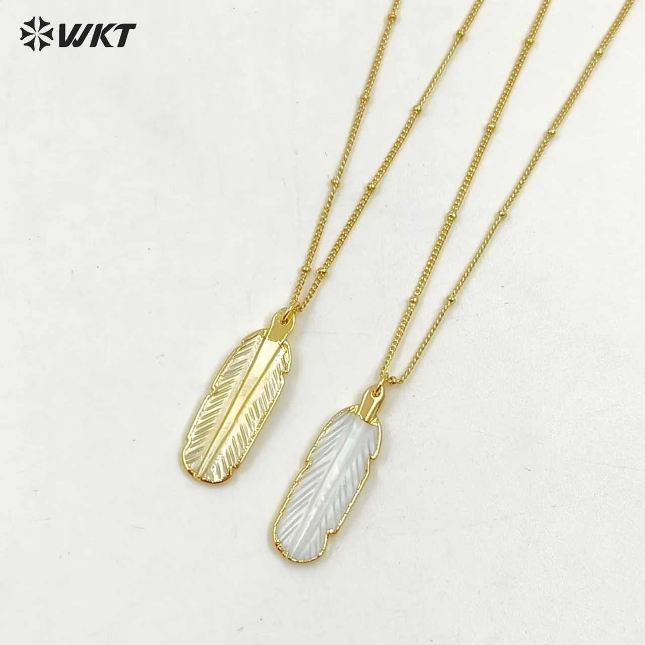 wt-n1081-collar-con-colgante-de-concha-marina-natural-tallada-estilo-nuevo-con-cuentas-y-cadena-chapada-en-oro-forma-de-pluma-para-mujer-regalo-venta-al-por-mayor