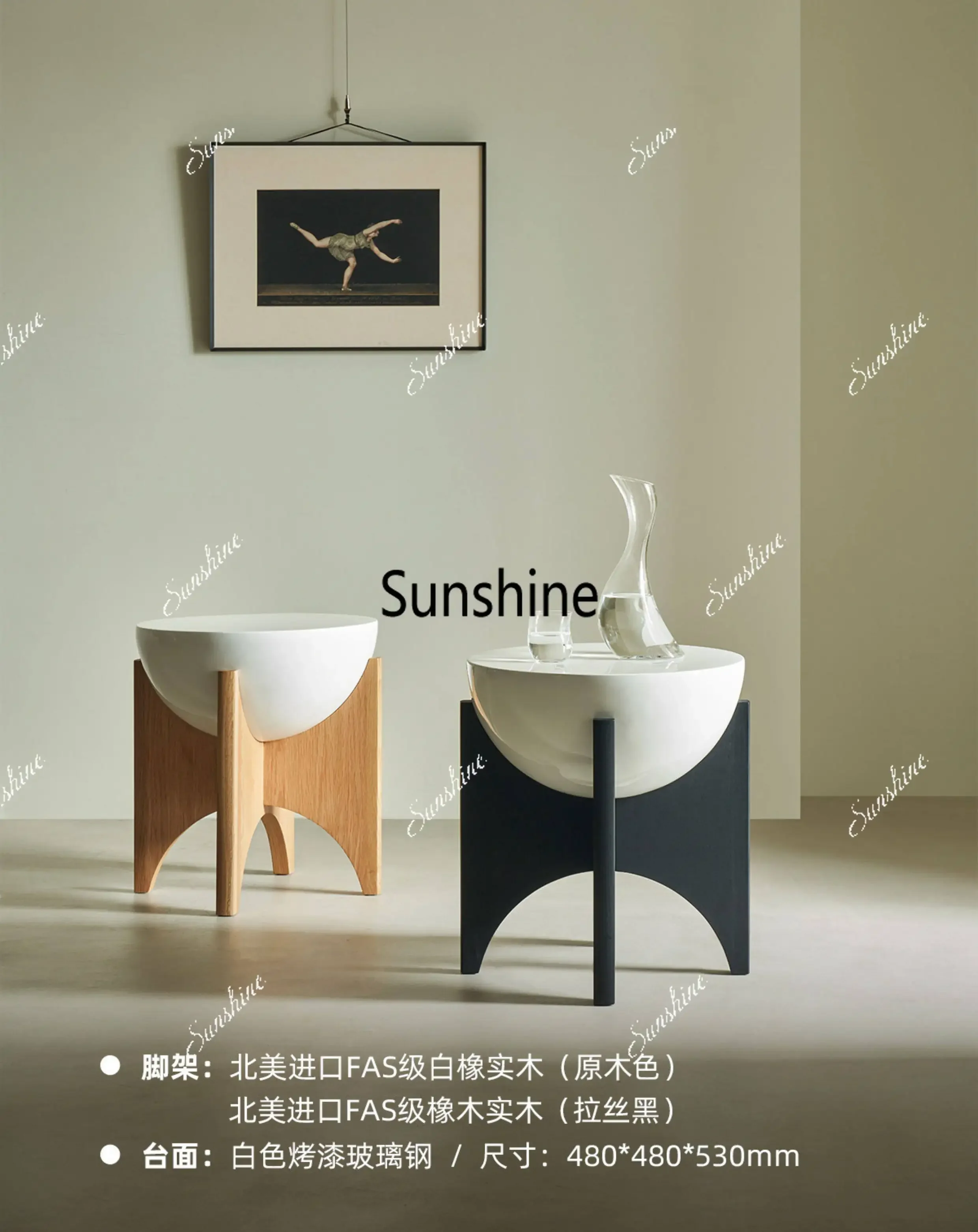 Modern retro size apartment simple small round table