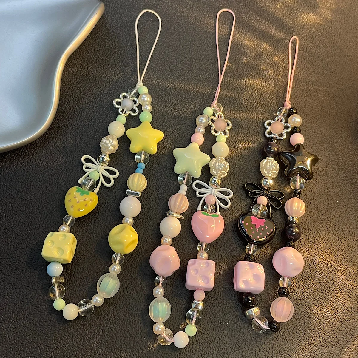 

Mobile Phone Lanyard Girl Pink Hand Bead Mobile Phone Lanyard Chain Iccd Lanyard Ornament Short Wrist Rope Women's Style