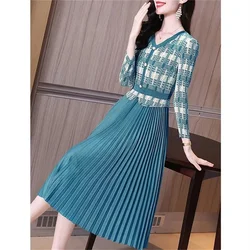 Fake Two-Piece Long Sleeved Dress For Women Autumn 2024New Fashion Patchwork Waistband Pleated Dress V-Neck Large Splice Stret