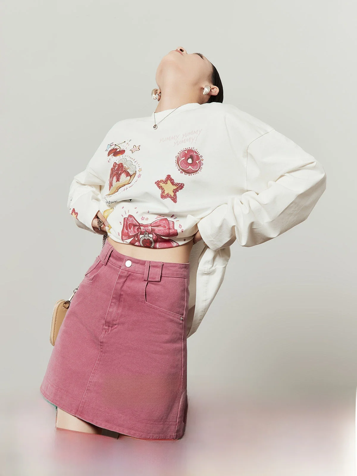 

White Cake Donut Printed Loose Casual Style Women's T-shirt Spring 2026 Breathable Comfortable Long Sleeve Crew Neck Top