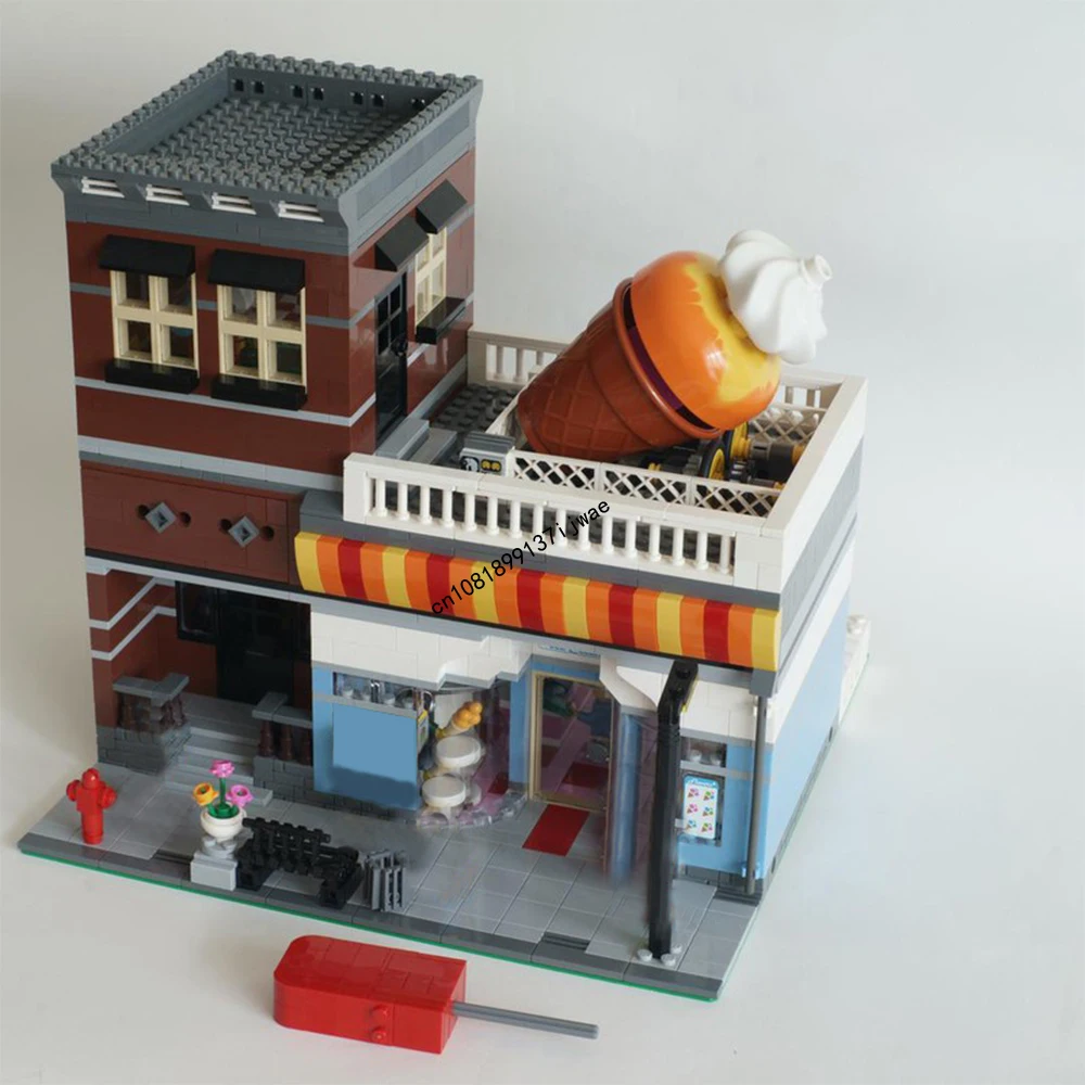 Hot selling items MOC Modular Ice Cream Parlor Building Street View   DIY creative ideas Kids Toys Birthday Christmas Gift