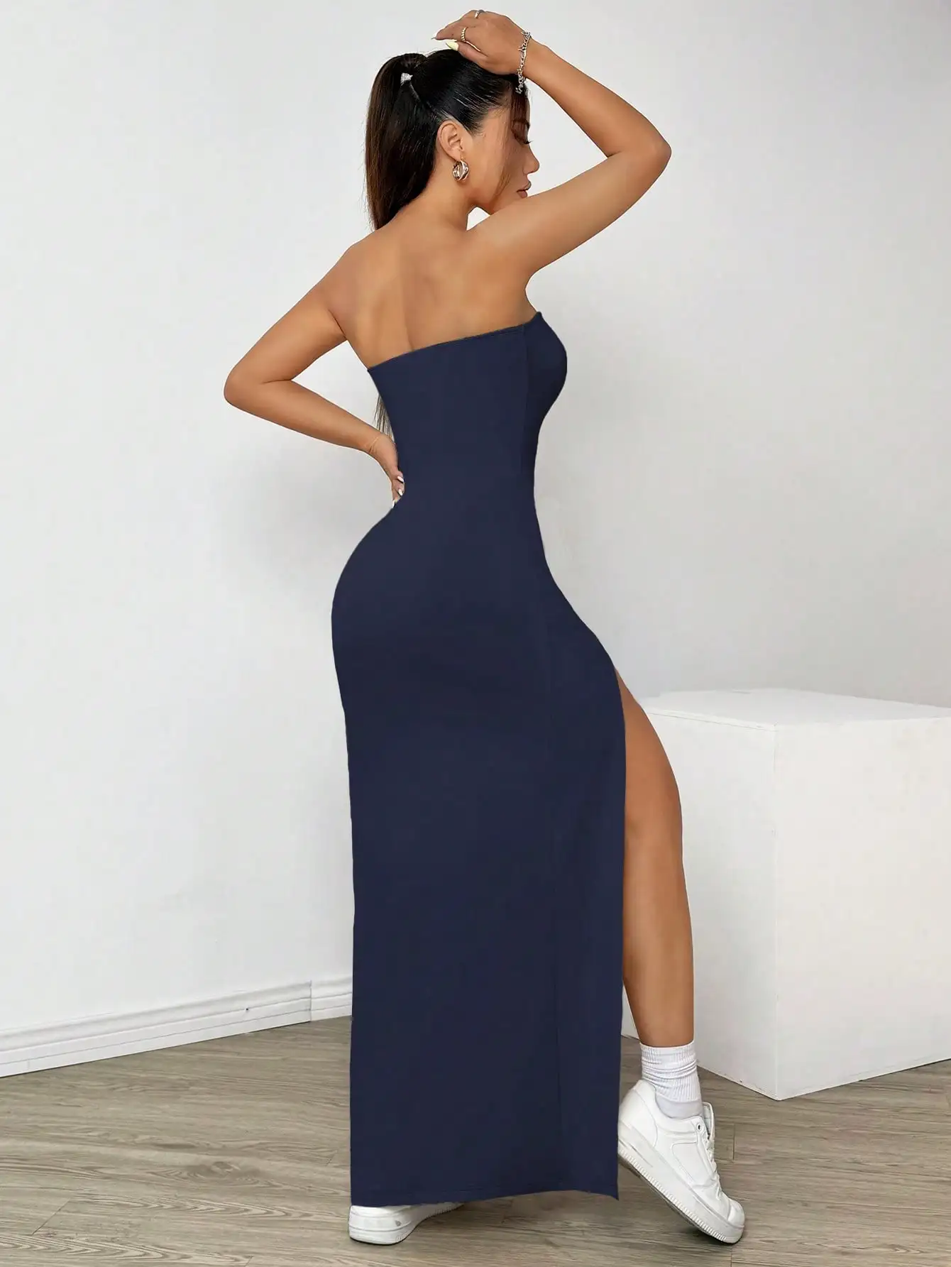 Damen Trägerloses Maxikleid mit Hohem Schlitz, Figurbetontes Sexy Langes Tube-Kleid – Detail 5