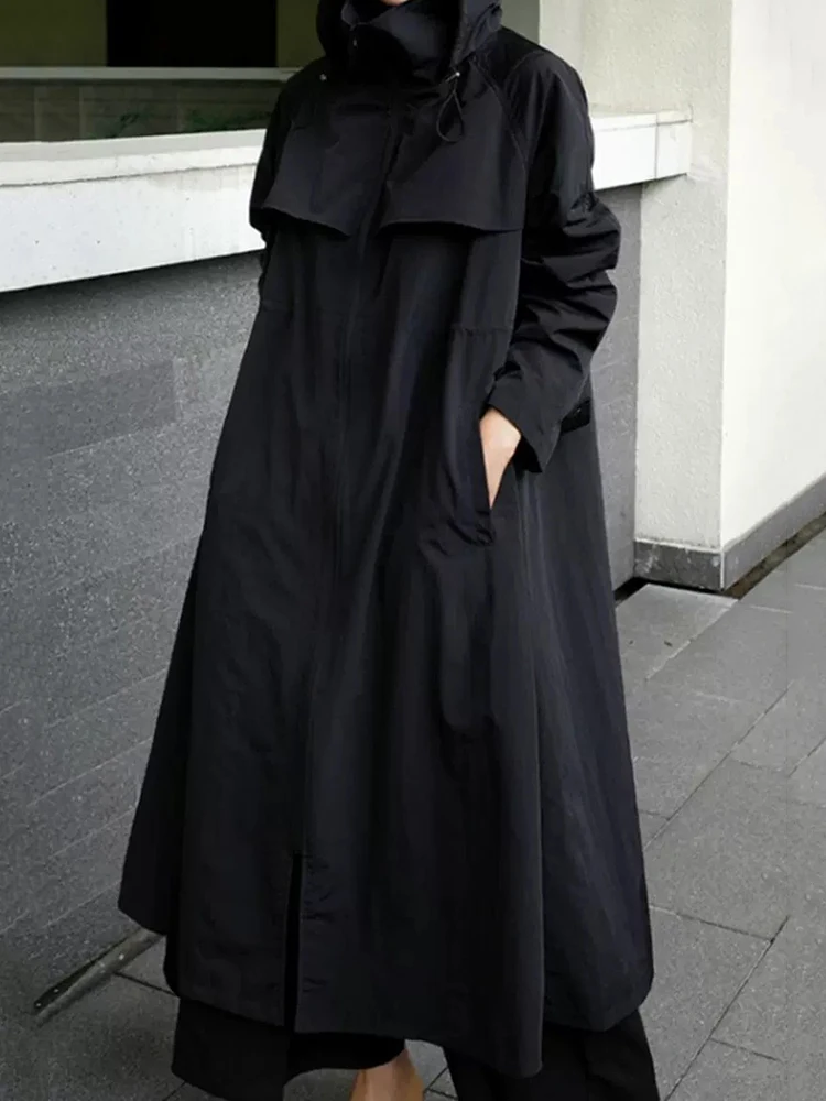 LANMREM Fashion Black Long Trench Women Hooded Spliced Drawstring Gathered Waist Loose Windbreaker 2024 Autumn New 2AA2729