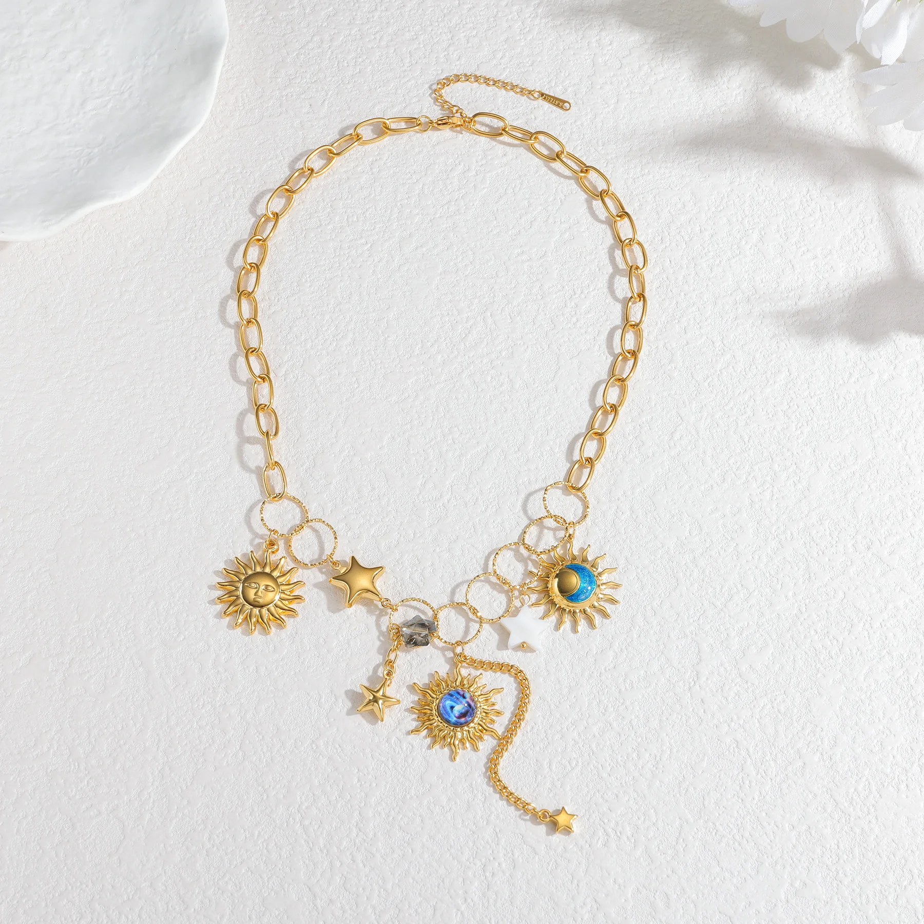 خمر مطلية بالذهب الشمس القمر ستار على شكل قلادة الفولاذ المقاوم للصدأ سحر قلادة للنساء بيان مجوهرات هدايا عيد الميلاد