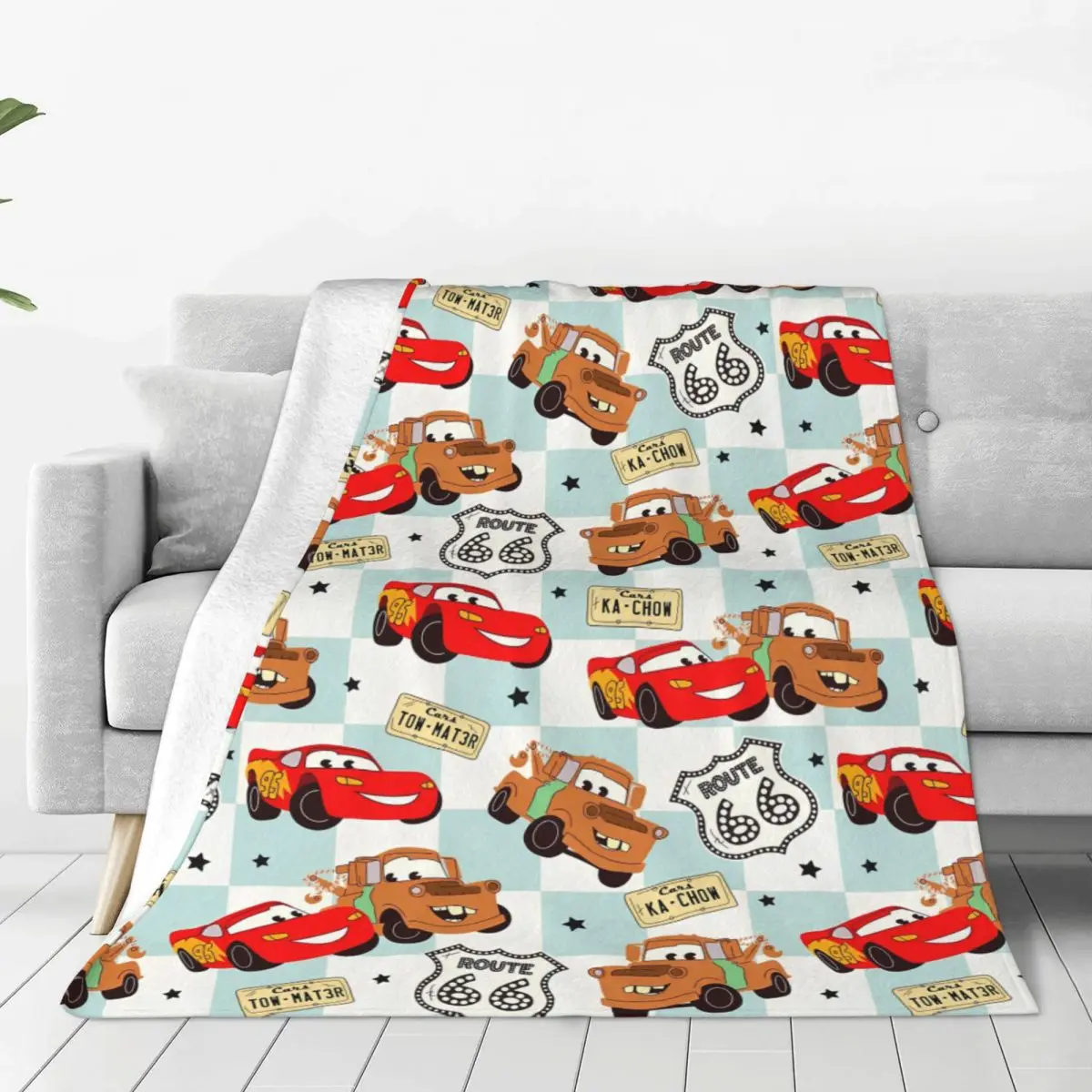 Cars Lightning McQueen Flannel Blanket Warm Soft Throw Blanket for Living Room Decorative Comfortable Bedspread Sofa Bed Cover