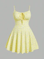 Nouvelle robe camisole élégante à fines bretelles et motif floral 3