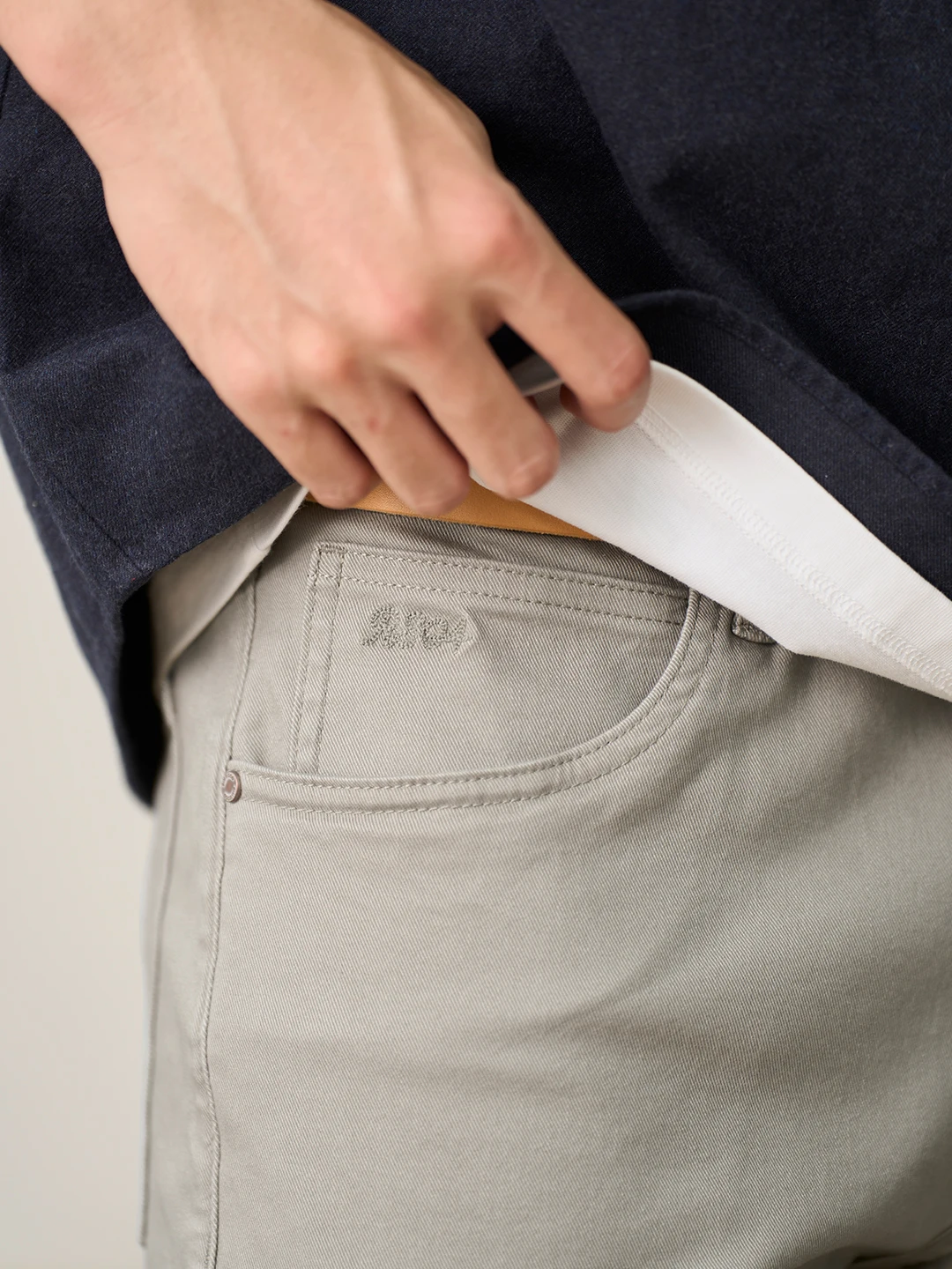 SIMWOOD 2025 خريف شتاء جديد منتظم مستقيم السراويل الرجال 320gsm النسيج الذكية بناطيل صيني غير رسمية