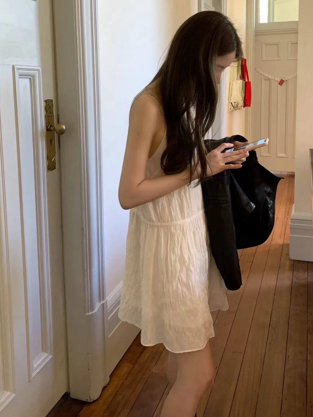 East Gate Drawstring Pleated Dress Waist Cinched Sleeveless Strap Korean Style Dress Suitable for Various Occasions Women's D...