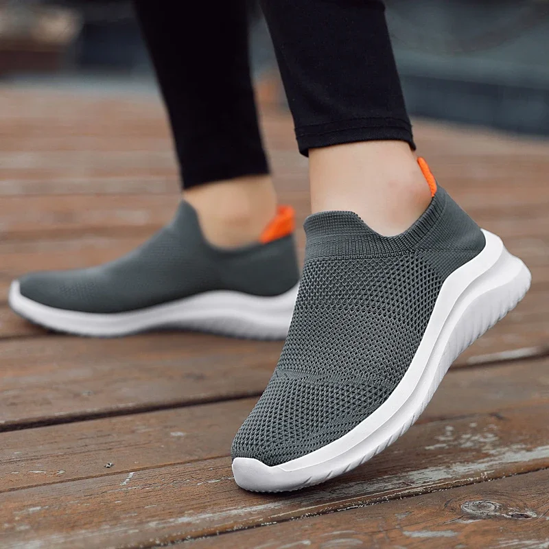 Baskets unisexes ultralégères et confortables pour hommes et femmes, chaussures de marche décontractées, chaussettes, bouche, tennis, offre spéciale